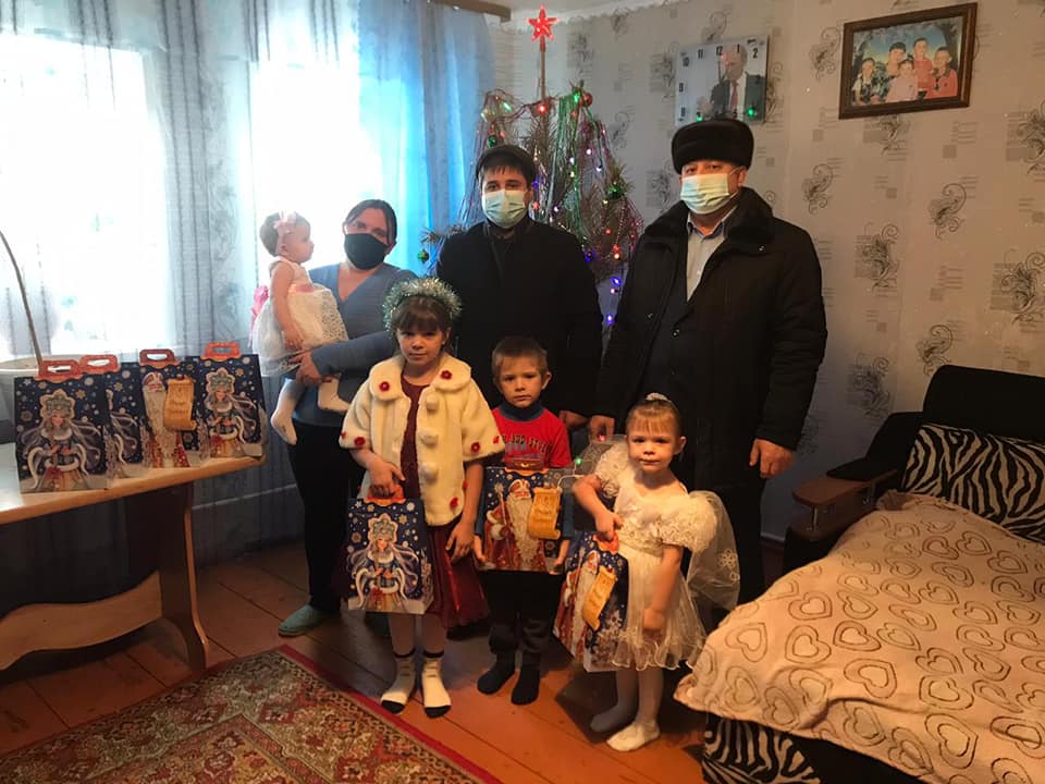 Оренбургские азербайджанцы организовали благотворительную новогоднюю акцию для детей