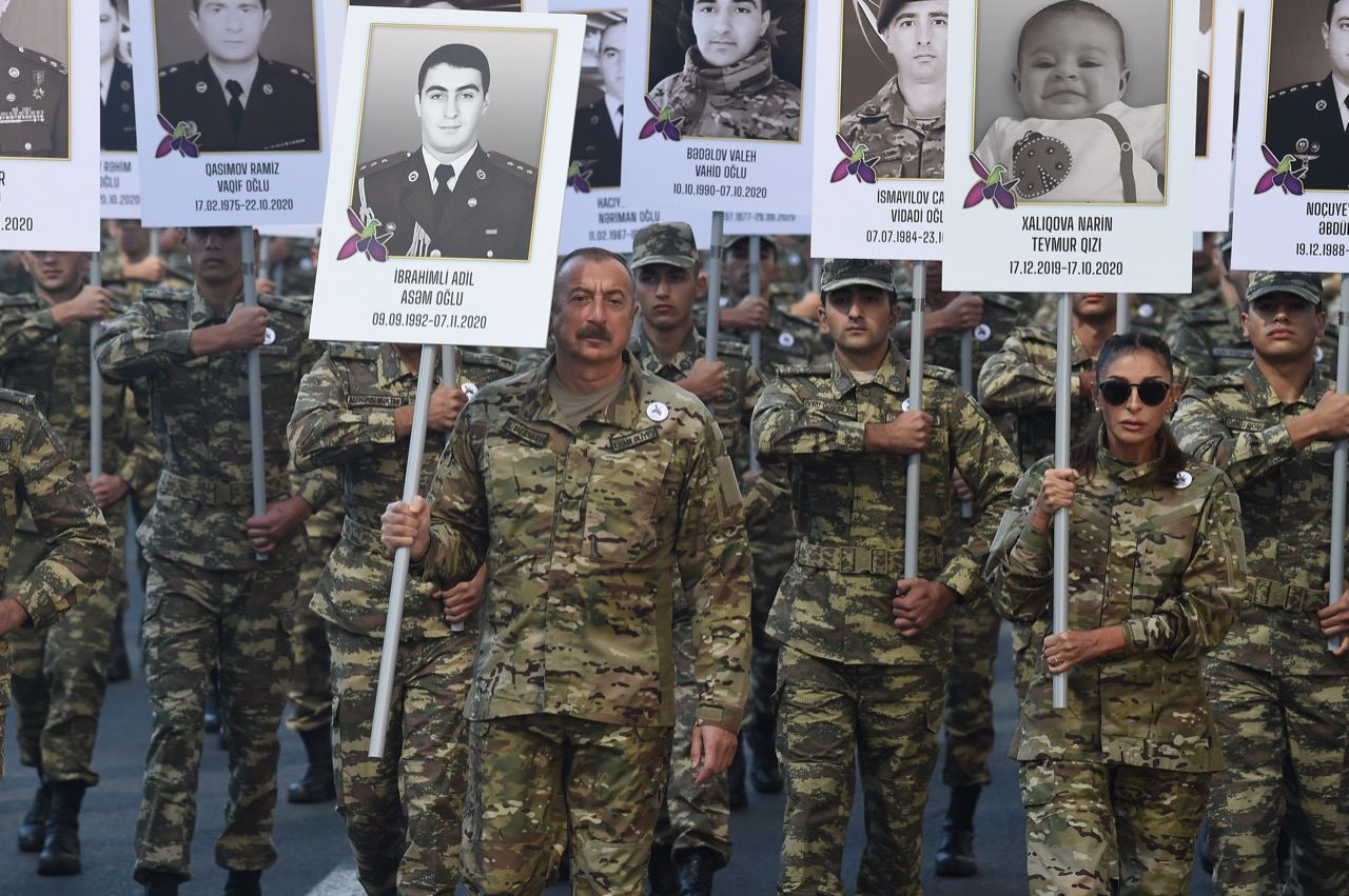 В Баку прошло шествие в память о погибших во второй Карабахской войне