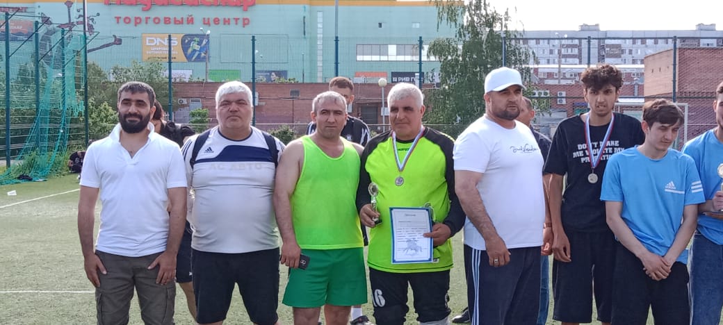 Команда «Лиги азербайджанцев» г. Тольятти заняла 3 место в турнире по футболу