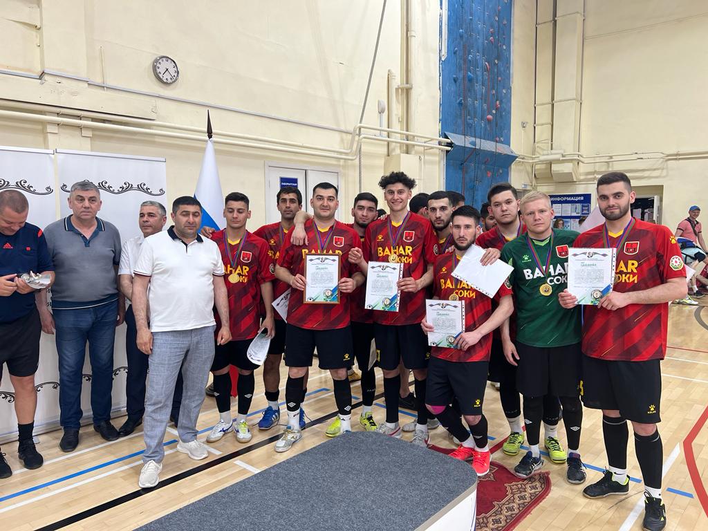 В Екатеринбурге прошел турнир по мини-футболу по случаю 100-летнего юбилея Гейдара Алиева