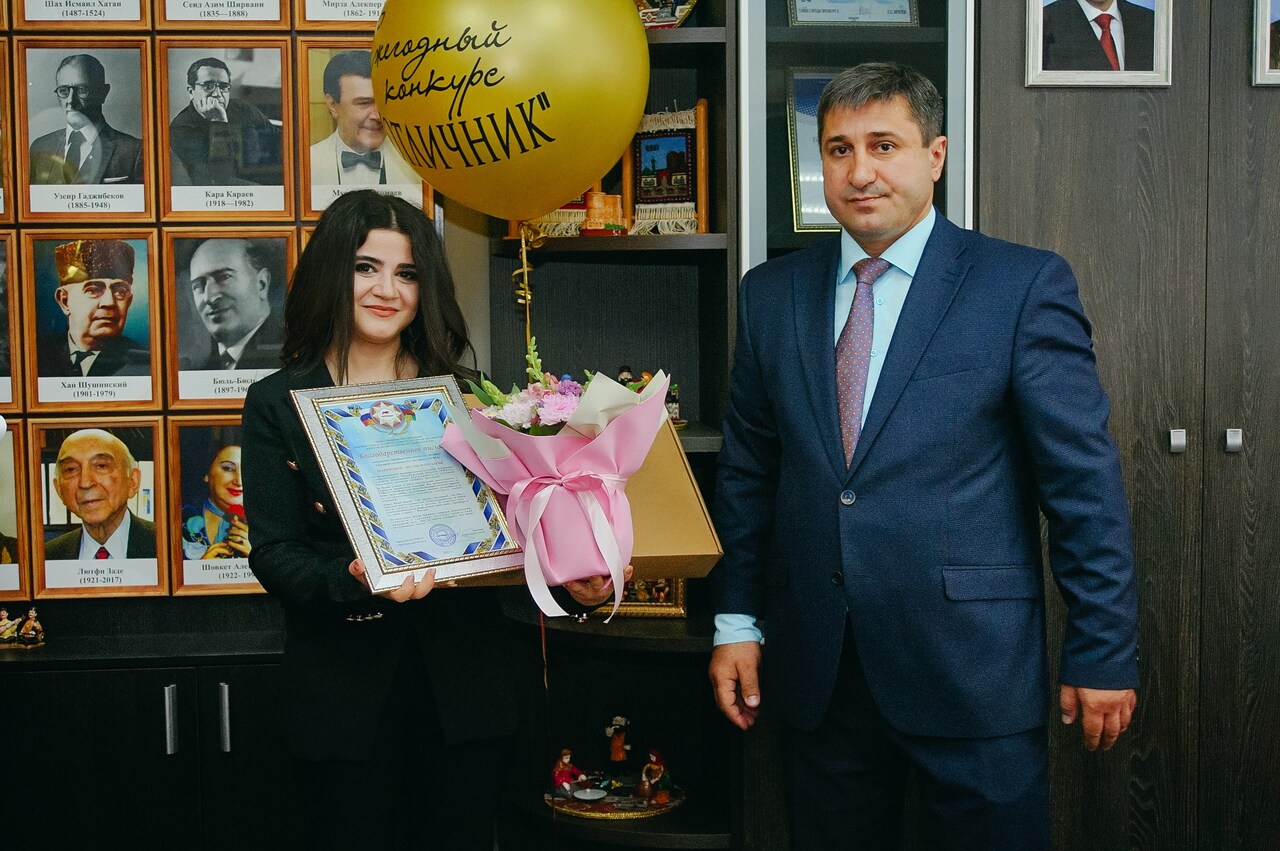 В рамках социальной акции «Отличник» в Оренбурге наградили отличников учебы дорогими подарками